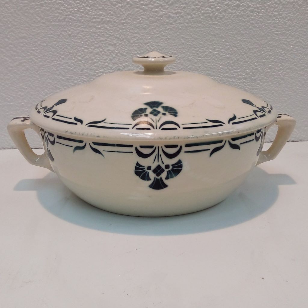 a antique French badonviller tureen at French Orignals NZ